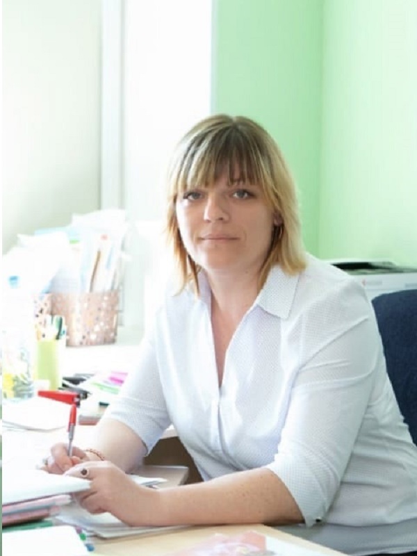 Николаева Наталья Николаевна - начальник лагеря тел.+79119594264.